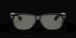 Ray-Ban New Wayfarer Classic RB2132 901/58 Solglasögon